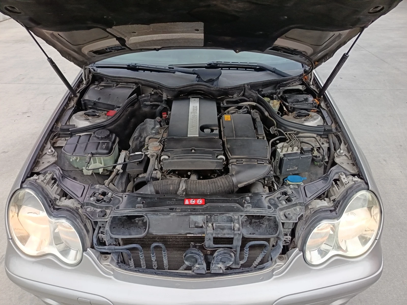 Mercedes-Benz C 200 КОМПРЕСОР ФЕЙСЛИФТ 2. 0 бензин 163кс , снимка 13 - Автомобили и джипове - 56229575