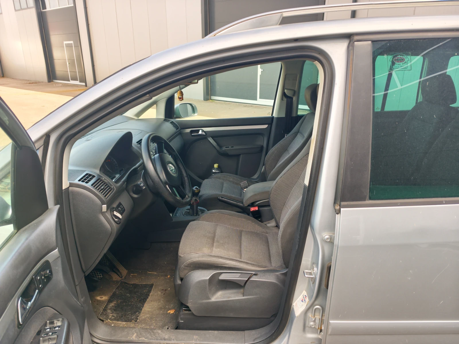 VW Touran 2.0 tdi 6+ 1 | Mobile.bg � ����������� 3