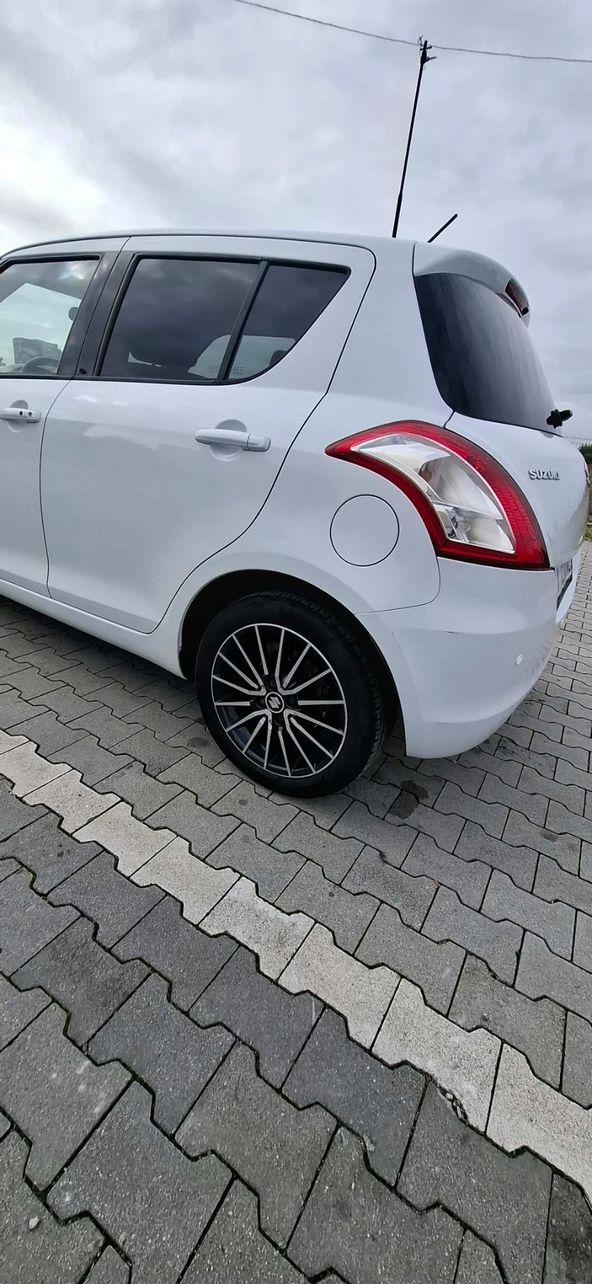 Suzuki Swift, снимка 12 - Автомобили и джипове - 56747121
