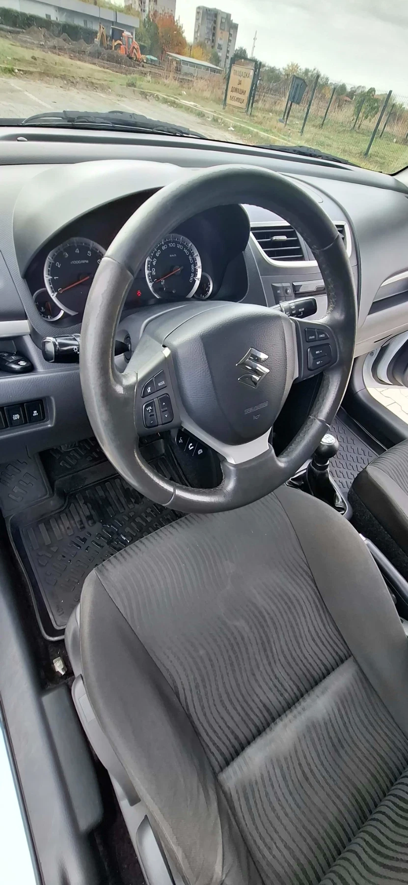 Suzuki Swift, снимка 13 - Автомобили и джипове - 56747121