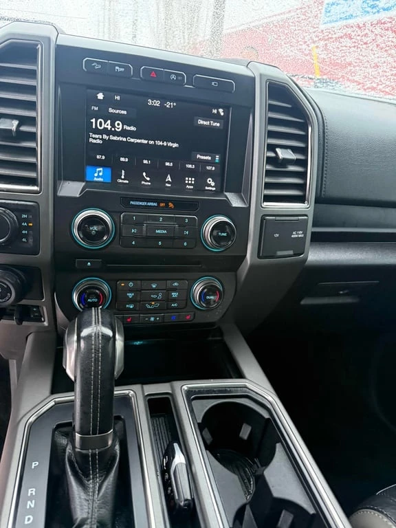 Ford F150 * Raptor * CARFAX * БЕЗ ПЪРВОНАЧАЛНА ВНОСКА, снимка 9 - Автомобили и джипове - 52991020