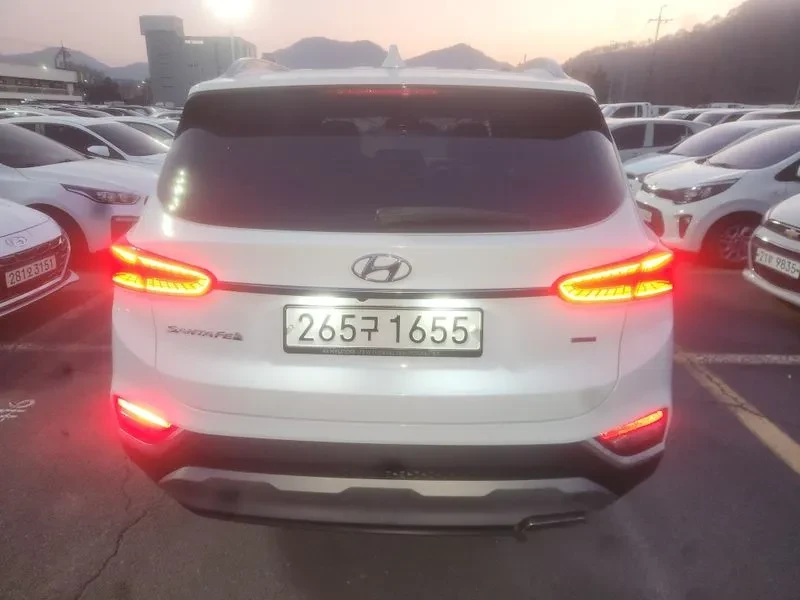 Hyundai Santa fe 2.0T 4Wd Exclusive, снимка 2 - Автомобили и джипове - 55889298