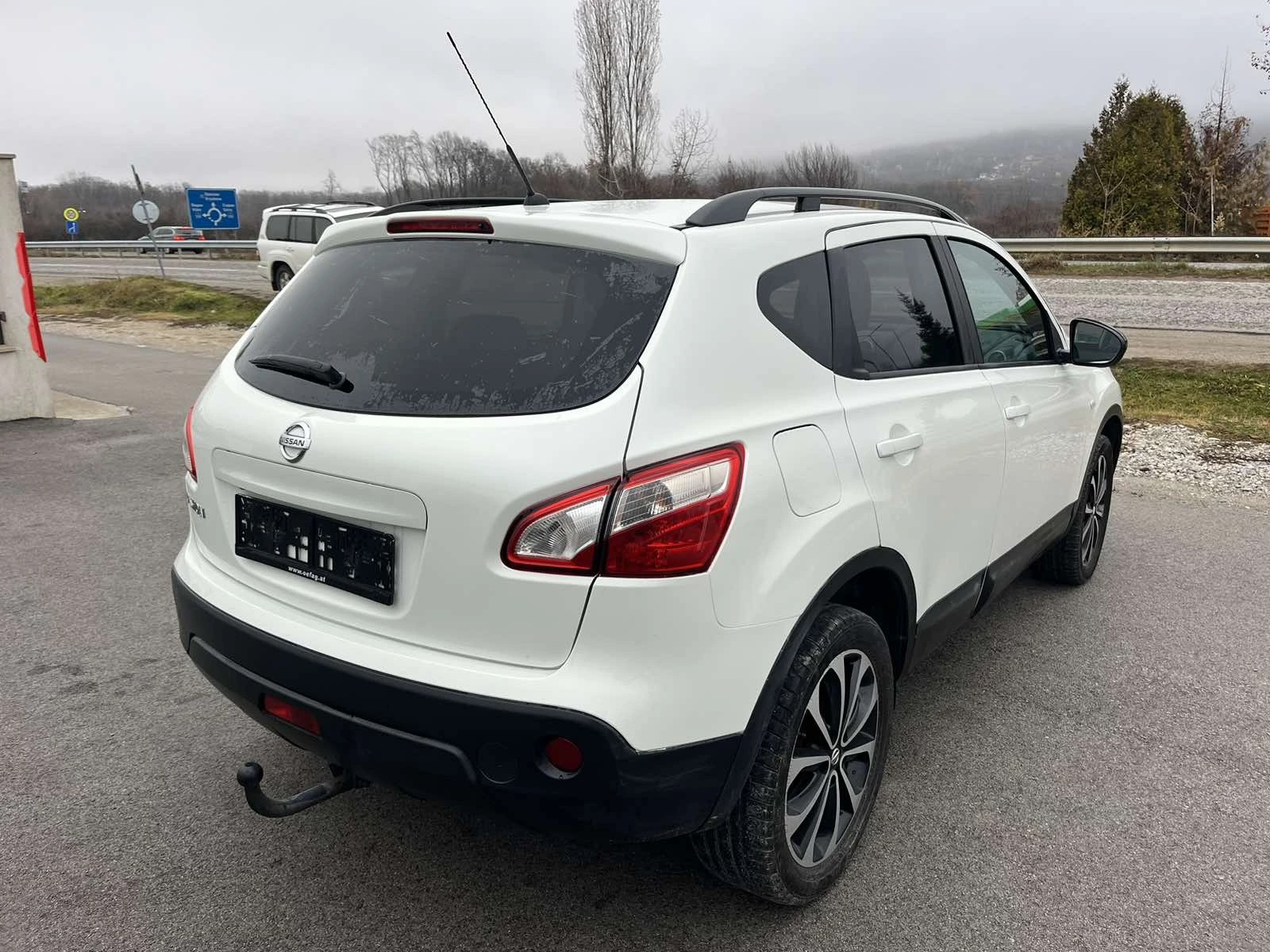 Nissan Qashqai FACE 1.6I 117кс АВТОПИЛОТ ПАНОРАМА NAVI ПОДГРЕВ - изображение 4