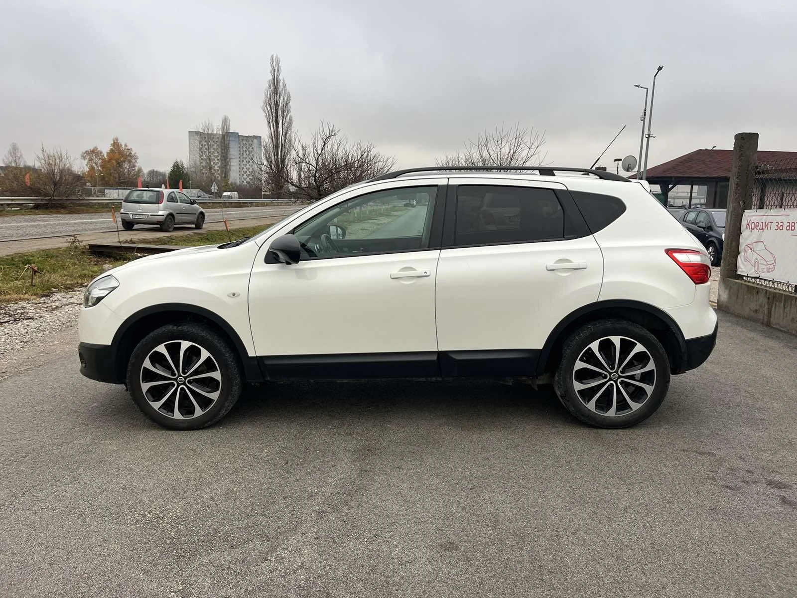 Nissan Qashqai FACE 1.6I 117кс АВТОПИЛОТ ПАНОРАМА NAVI ПОДГРЕВ - изображение 6