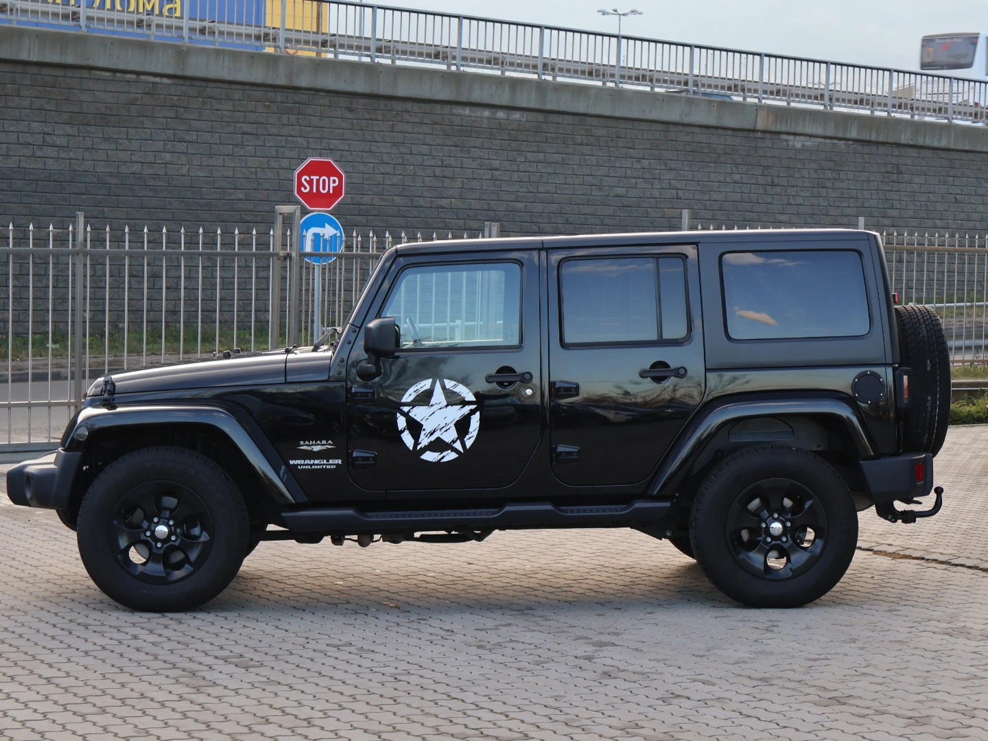 Jeep Wrangler SAHARA UNLIMITED CRD - изображение 4