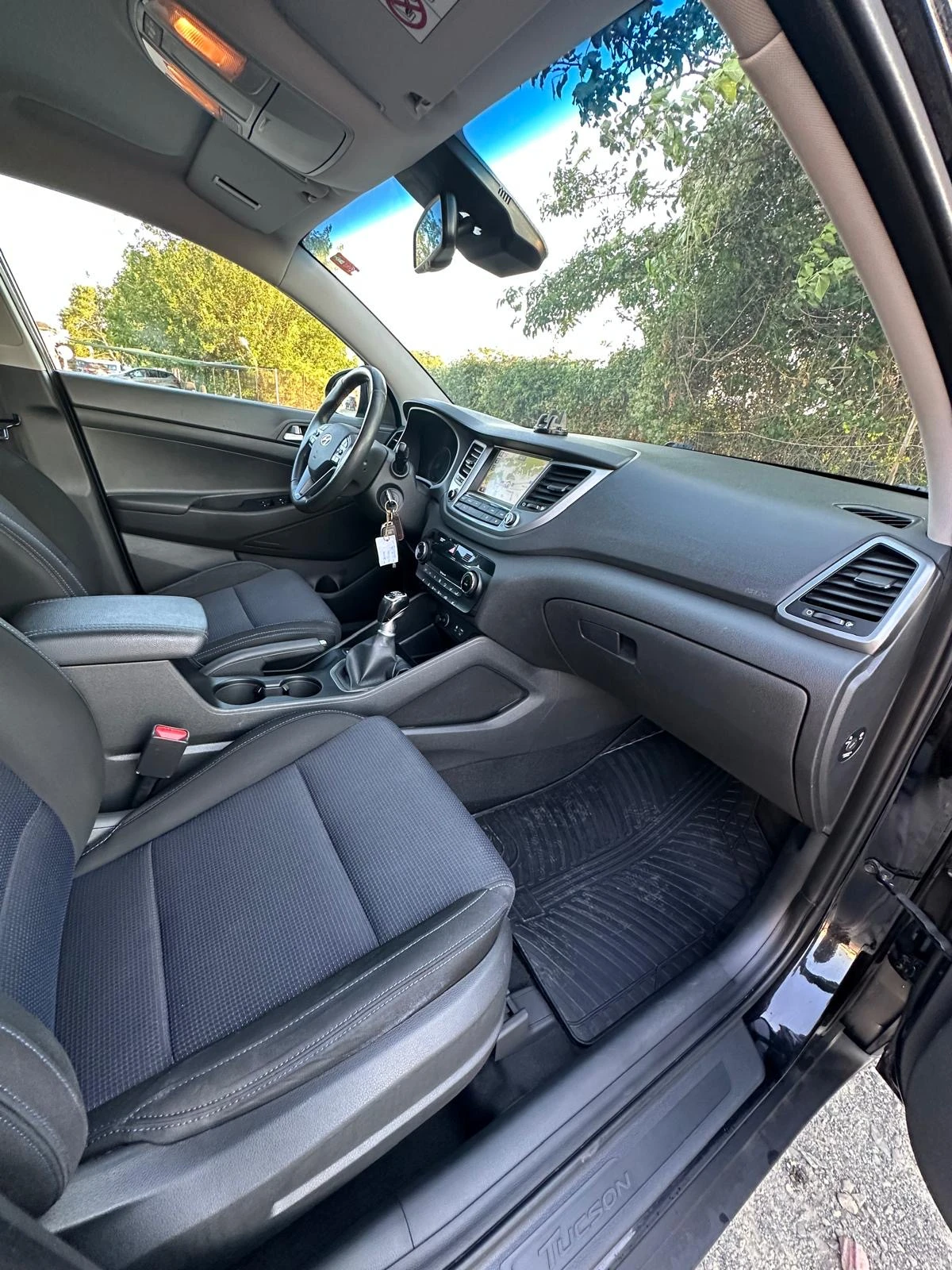 Hyundai Tucson 2.0 NAVI ШВЕЙЦАРИЯ - изображение 10