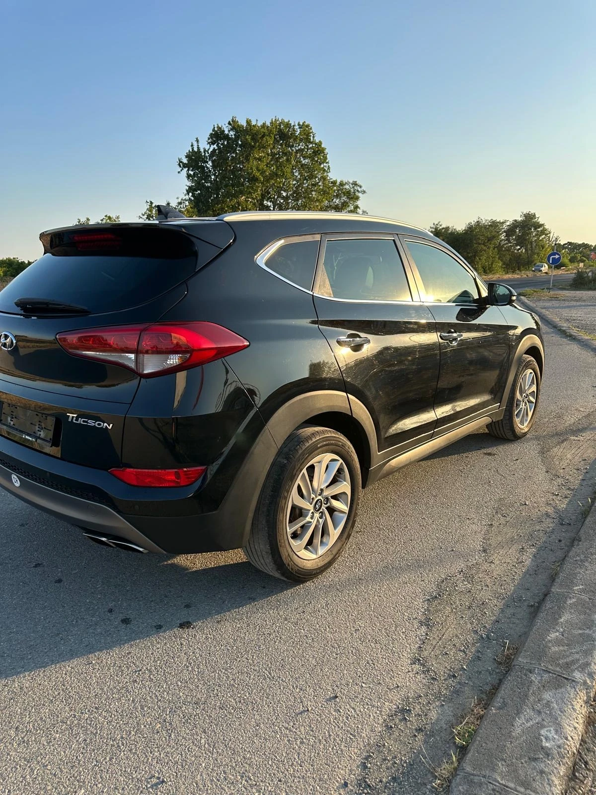 Hyundai Tucson 2.0 NAVI ШВЕЙЦАРИЯ - изображение 4