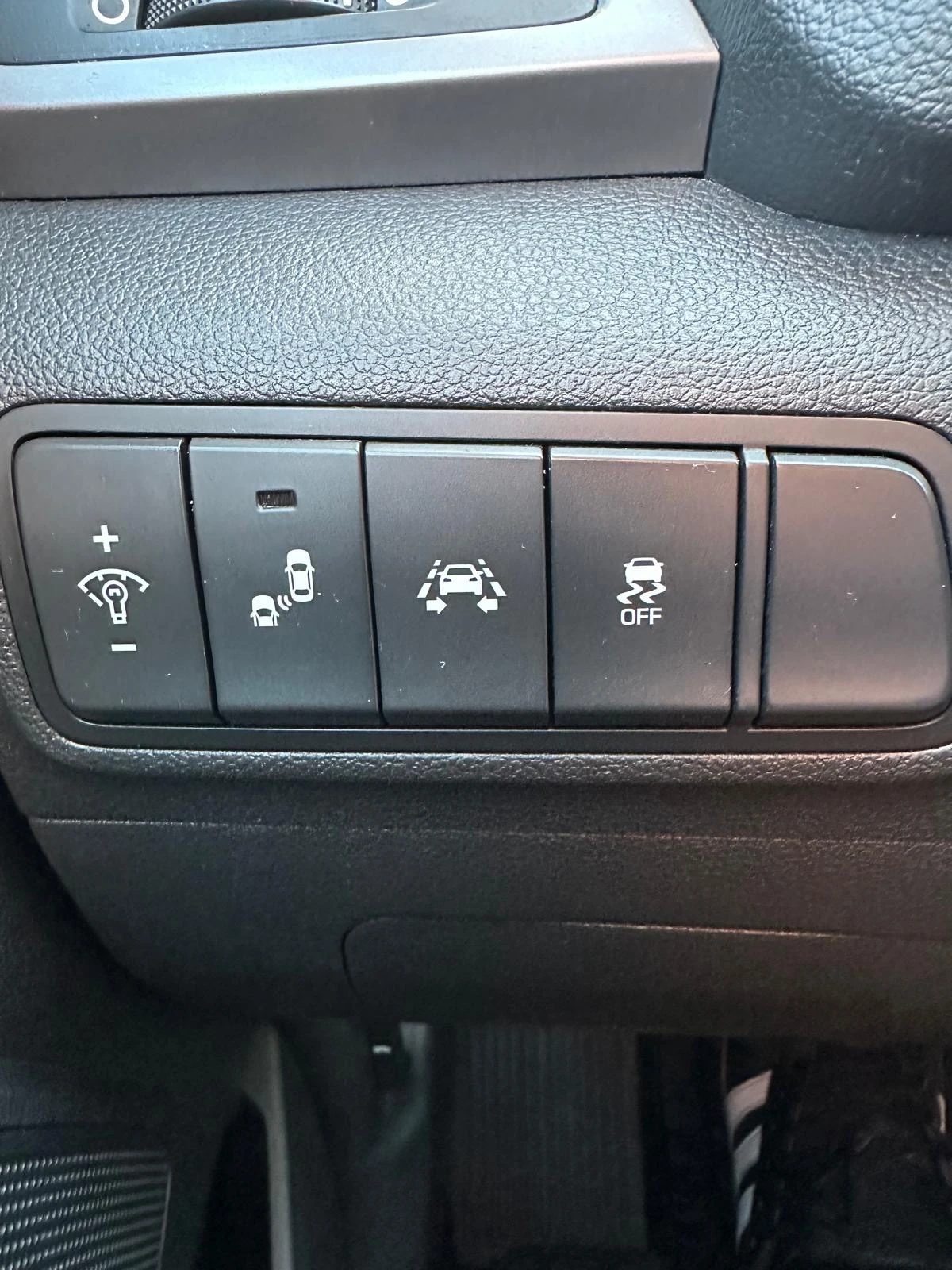 Hyundai Tucson 2.0 NAVI ШВЕЙЦАРИЯ - изображение 7
