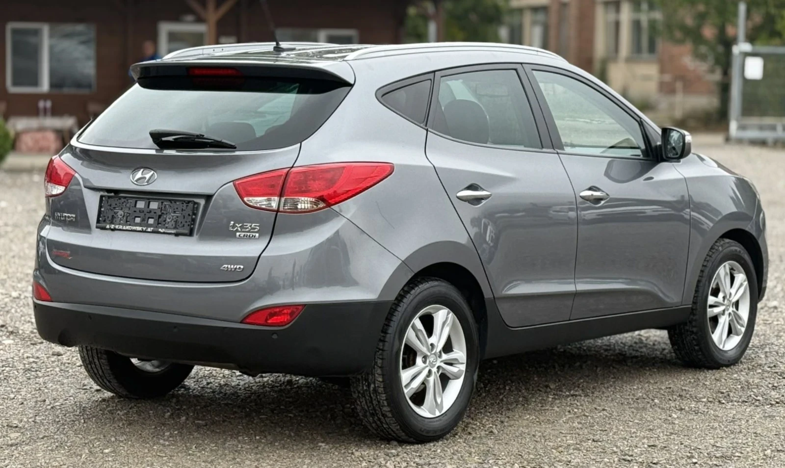 Hyundai IX35 2.0CRDI 4x4  - изображение 3
