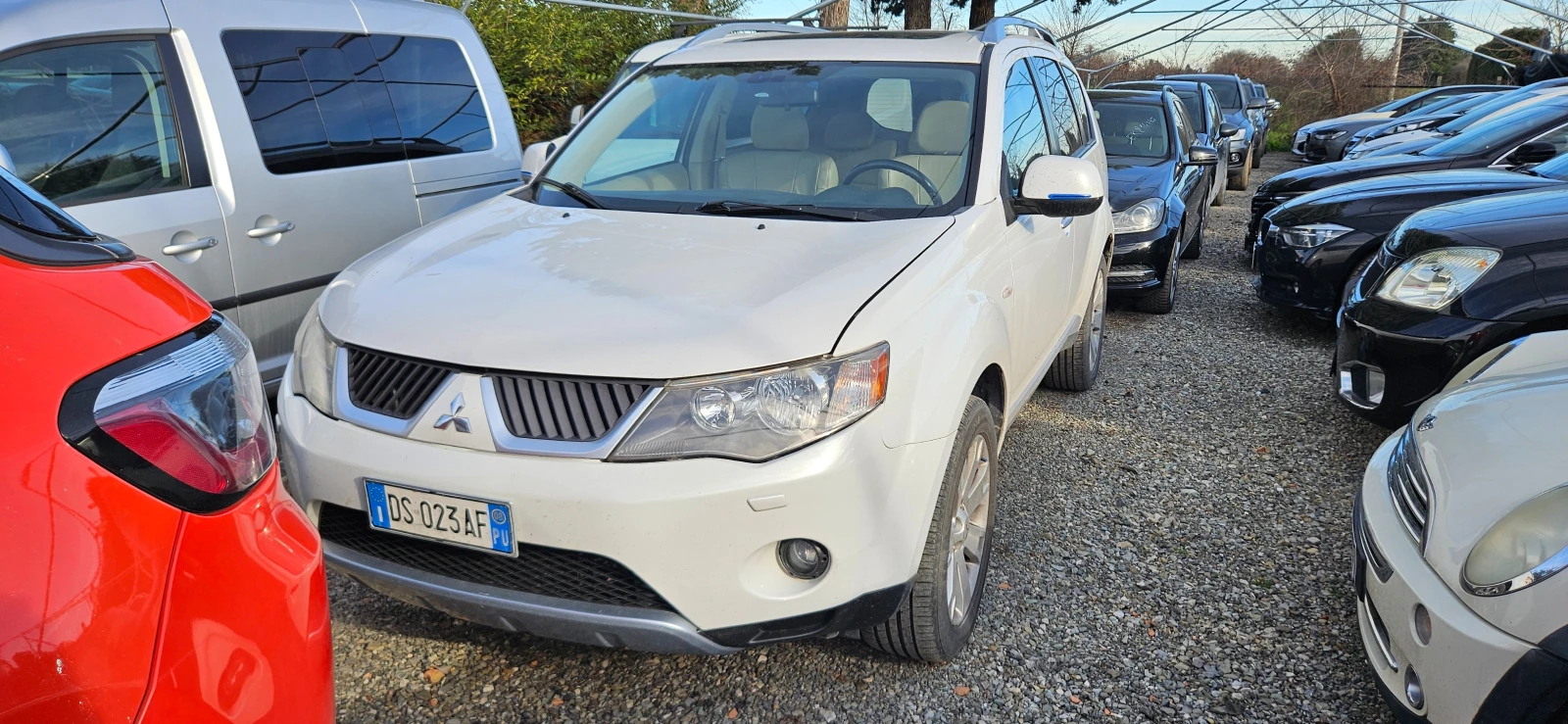 Mitsubishi Outlander 2.2 DI-D Instyle 7 места 