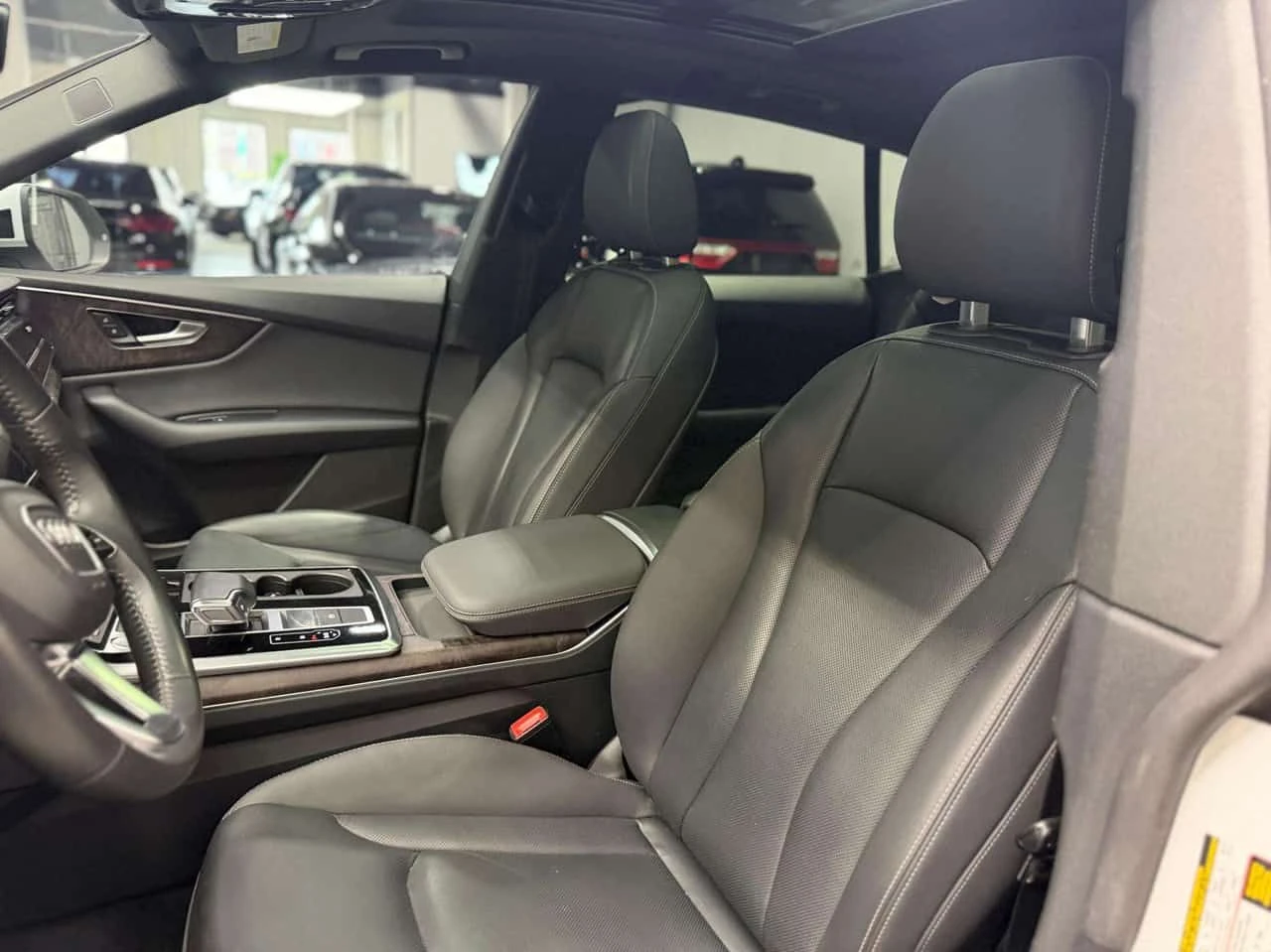 Audi Q8 PROGRESSIV S-LINE| BLACK OPTICS| 22 WHEELS| B&O, снимка 10 - Автомобили и джипове - 54159229