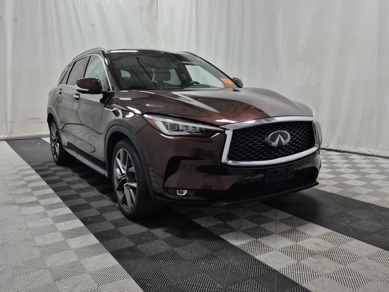 Infiniti QX50 SENSORY AWD* ОБДУХ* ПОДГРЕВ* BOSE* 360* HEAD-UP* , снимка 3 - Автомобили и джипове - 54429110