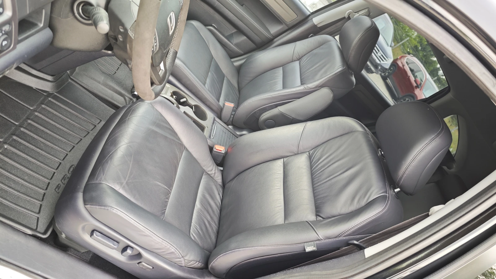 Honda Cr-v DISTRONIC/РОЛБАР/СТЕПЕНКИ/СПОЙЛЕР/8RAM/8ЯДР NAV-BG, снимка 14 - Автомобили и джипове - 54807776