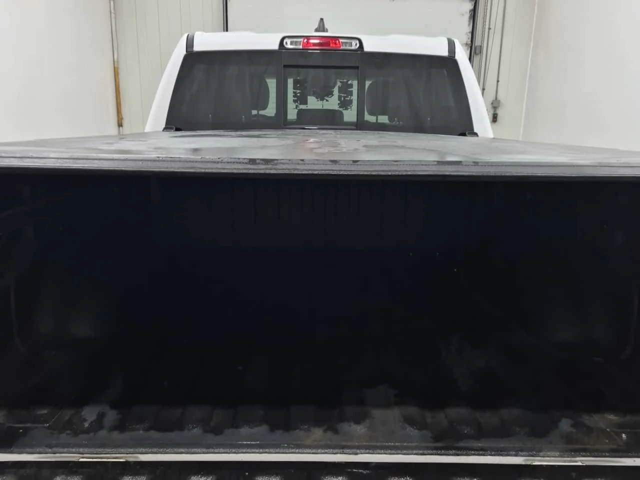 Dodge RAM 1500 LARAMIE| ПАМЕТ| ОБДУХВАНЕ| KEYLESS| CARFAX| , снимка 14 - Автомобили и джипове - 54819901