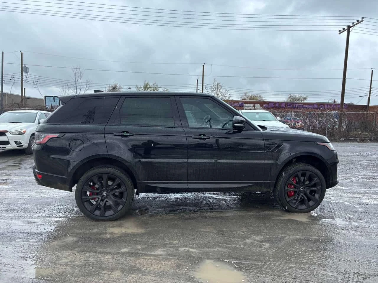 Land Rover Range Rover Sport * HST * CARFAX * ЦЕНА ДО БГ, снимка 3 - Автомобили и джипове - 54919053