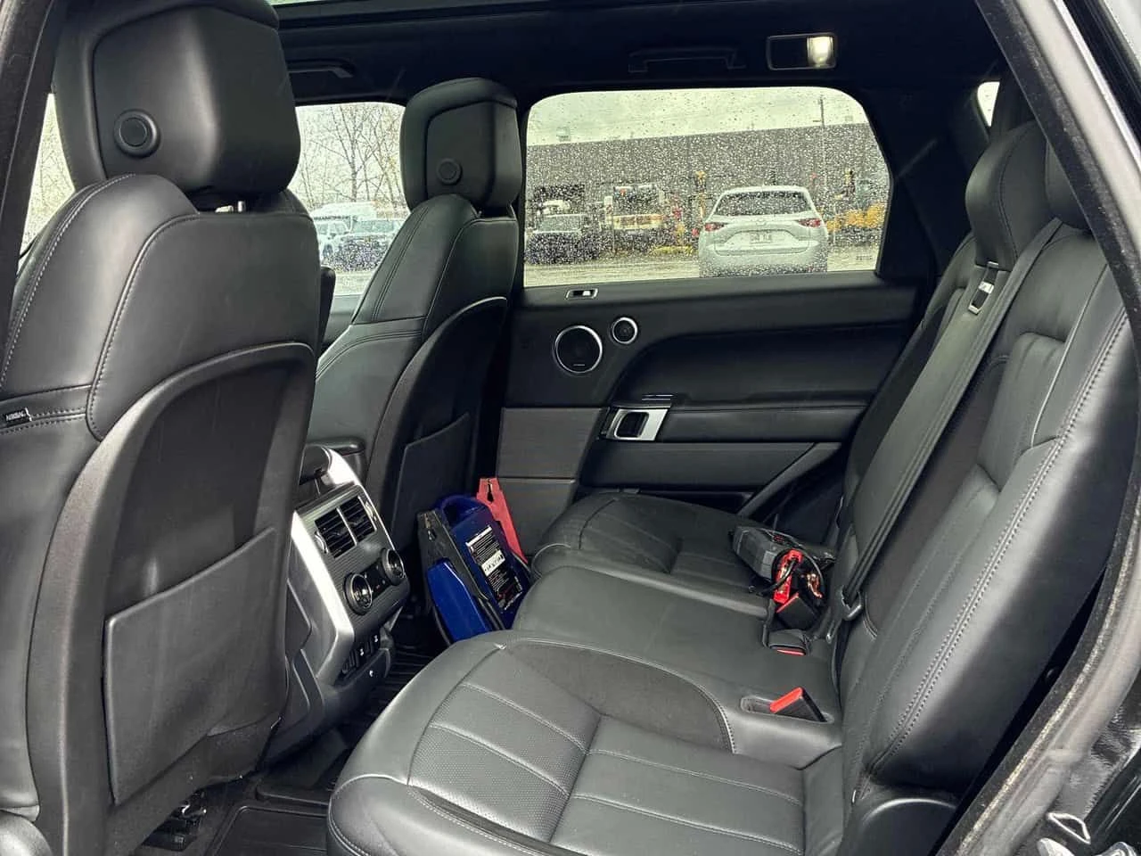 Land Rover Range Rover Sport * HST * CARFAX * ЦЕНА ДО БГ, снимка 13 - Автомобили и джипове - 54919053