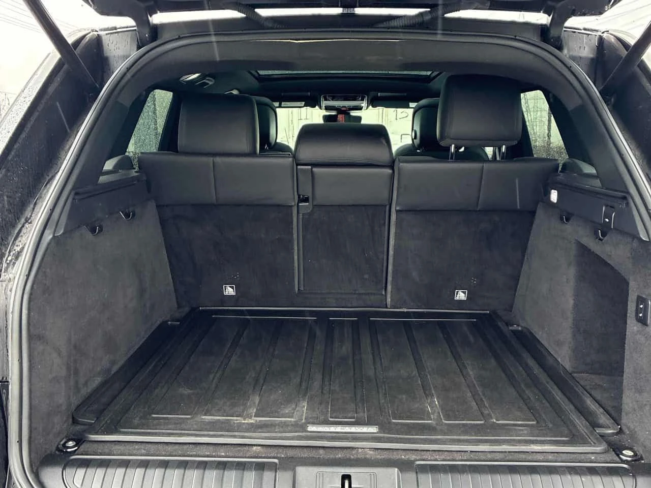 Land Rover Range Rover Sport * HST * CARFAX * ЦЕНА ДО БГ, снимка 14 - Автомобили и джипове - 54919053