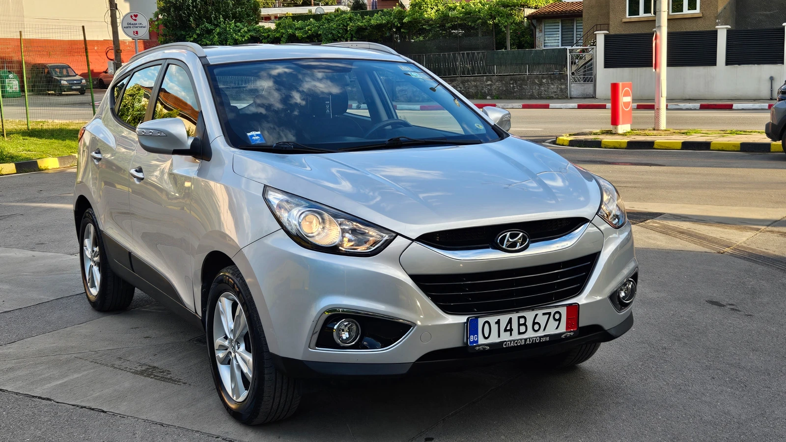 Hyundai IX35 2.0 Crdi 6skorosti/Klimatik/Euro5b, снимка 9 - Автомобили и джипове - 55277161