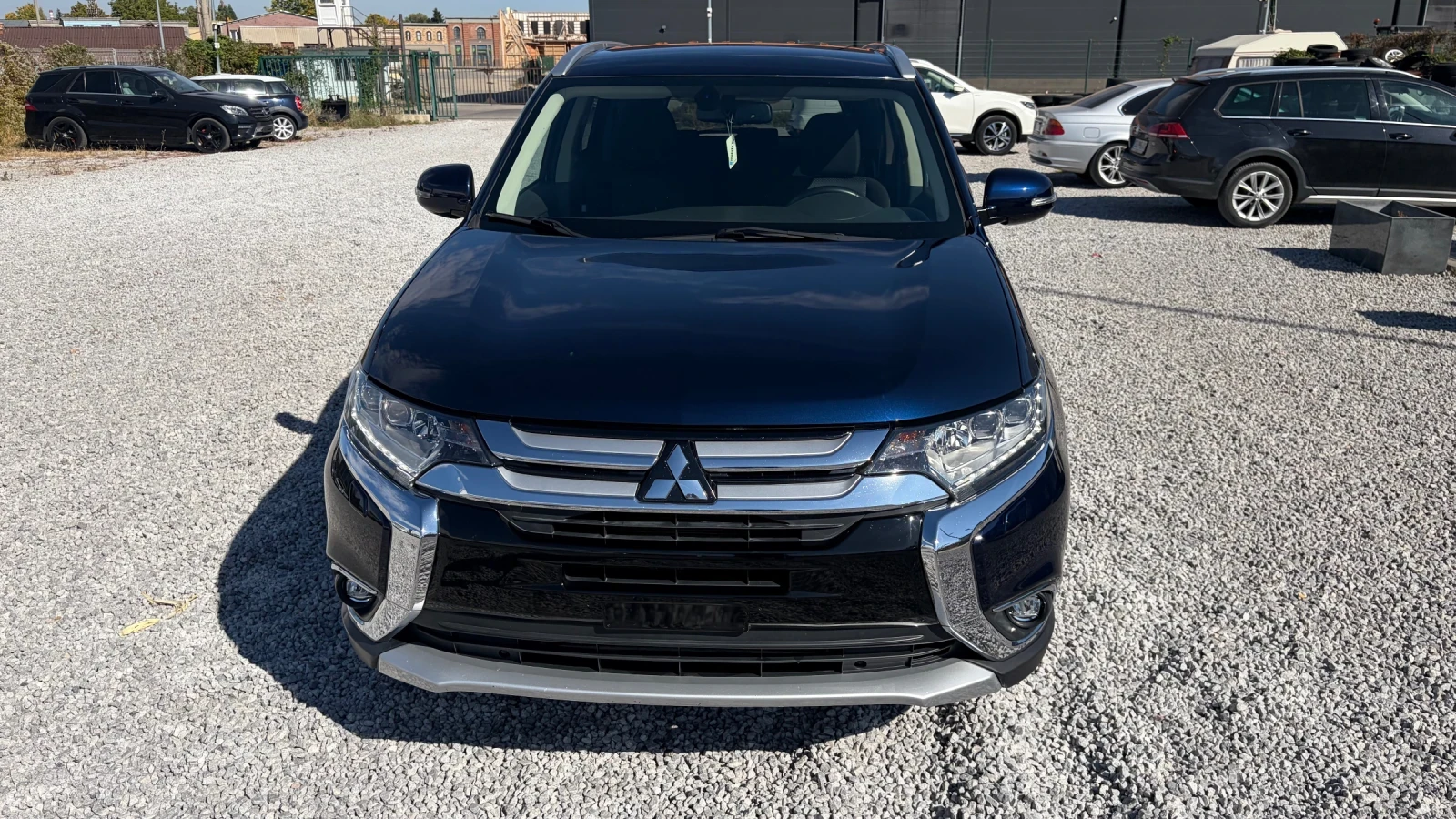 Mitsubishi Outlander 6+ 1Места, 2.2DID-150k.c. /Автоматик, 4х4, Камера/