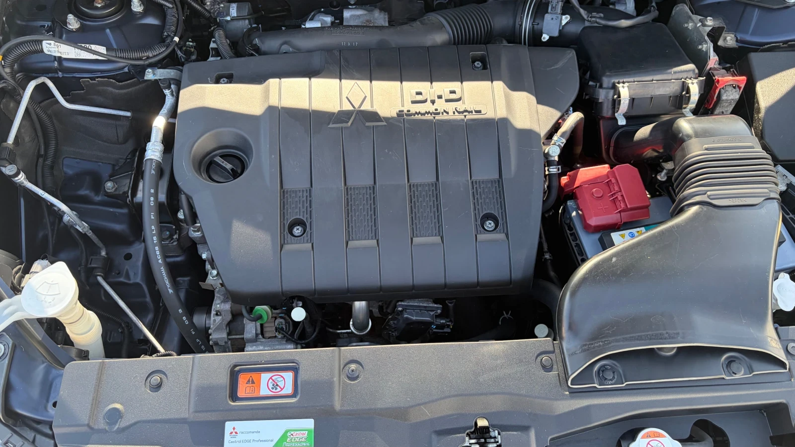 Mitsubishi Outlander 6+ 1�����, 2.2DID-150k.c. /���������, 4�4, ������/ | Mobile.bg � ����������� 15