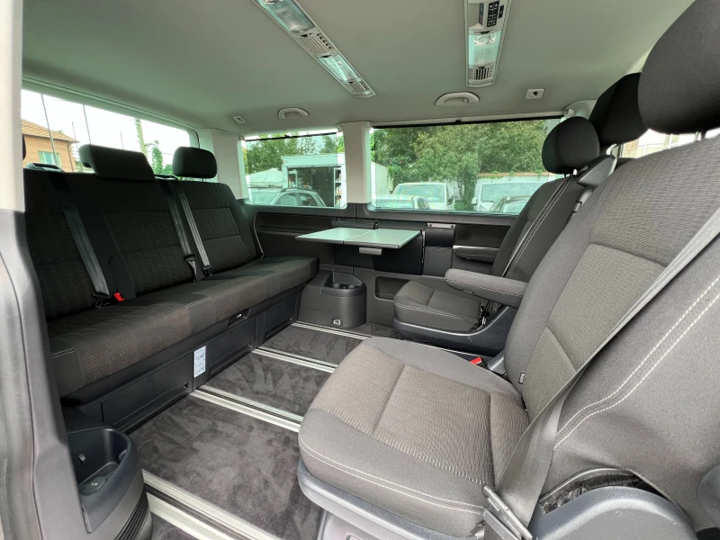 VW Multivan 2.0TDI 150k.c./LED/Серв. история/WV2ZZZ7HZHH172076, снимка 14 - Бусове и автобуси - 51835076