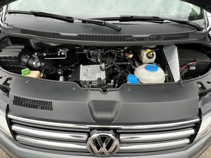 VW Multivan 2.0TDI 150k.c./LED/Серв. история/WV2ZZZ7HZHH172076, снимка 9 - Бусове и автобуси - 51835076