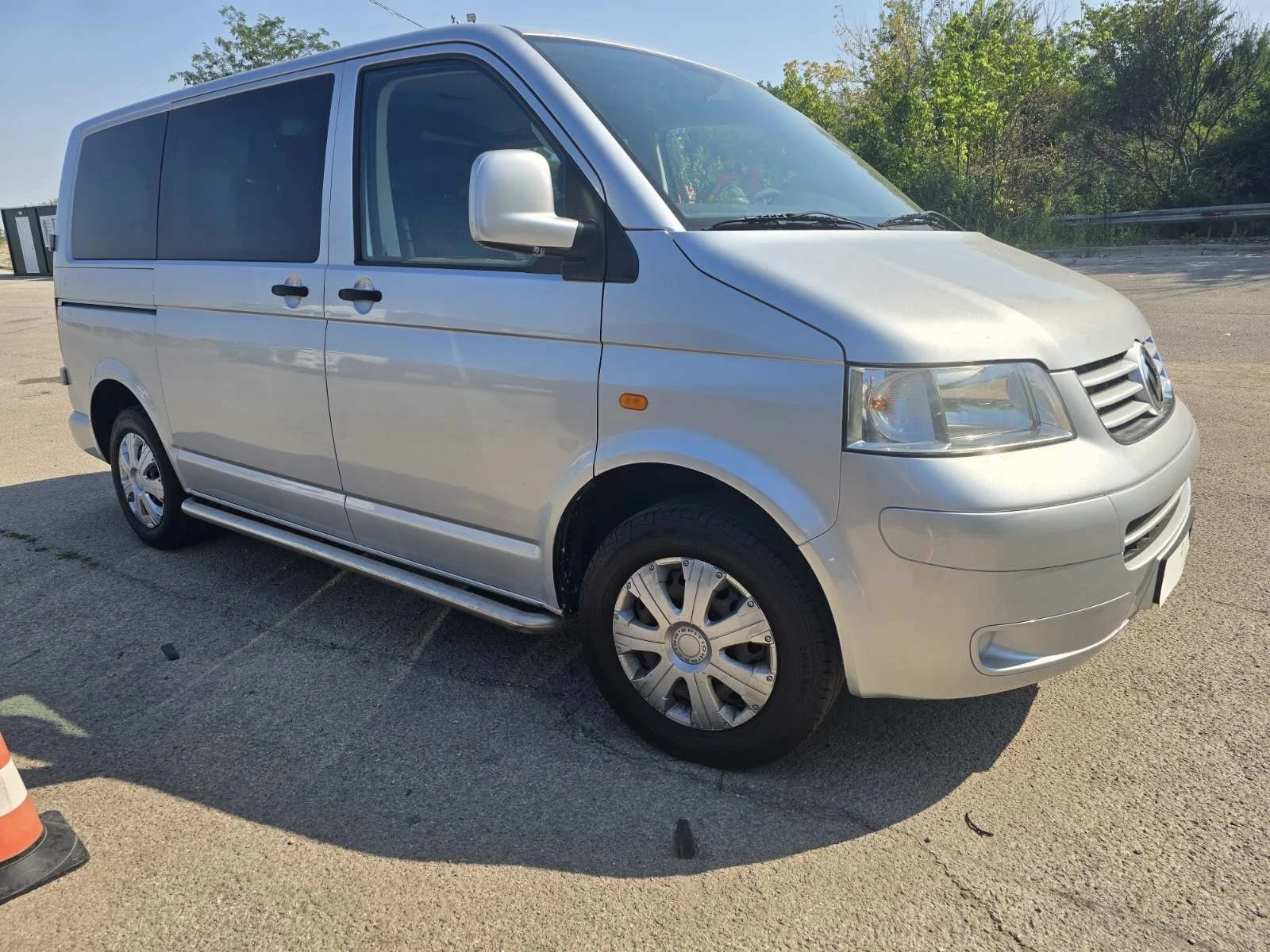 VW Transporter T5 Transporter 2.5TDI - изображение 2