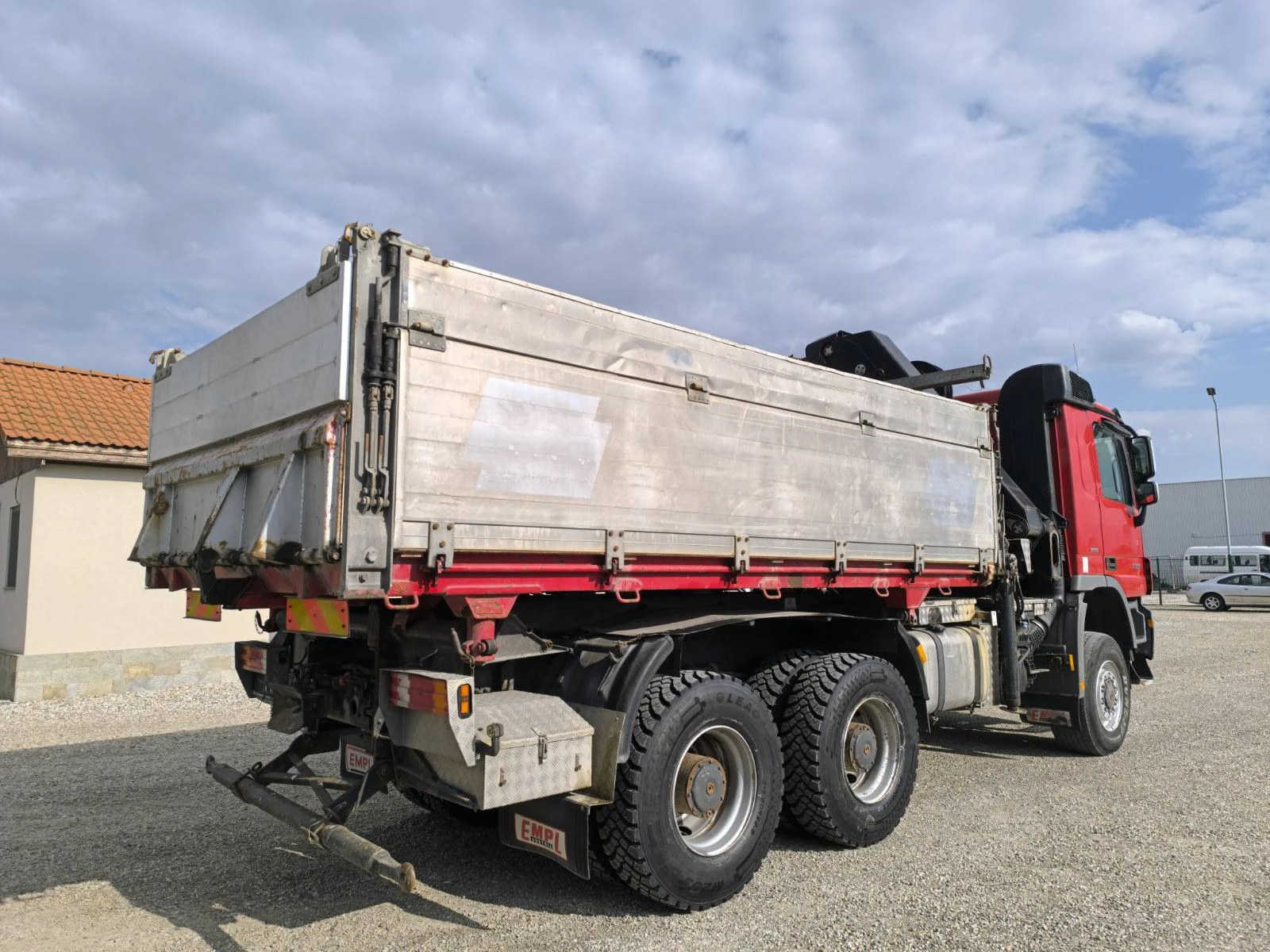 Mercedes-Benz Actros 3355 V8 6X6 HIAB 211 EP-5 HIPRO, снимка 7 - Камиони - 53975313