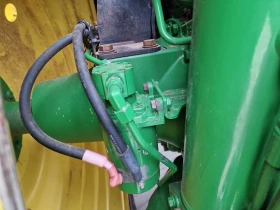 Трактор John Deere 7215R, снимка 8