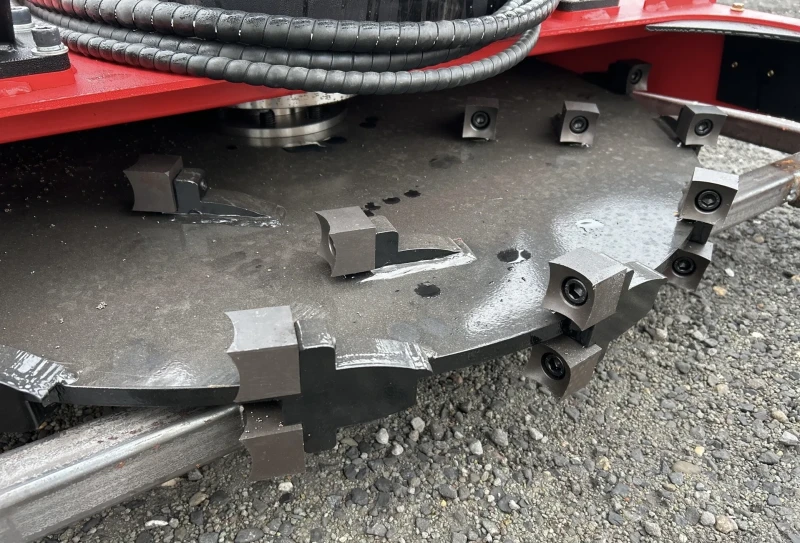 Допълнително оборудване Друг вид НОВ//МУЛЧЕР ЗА МИНИ ЧЕЛЕН ТОВАРАЧ , снимка 3 - Индустриална техника - 52497265