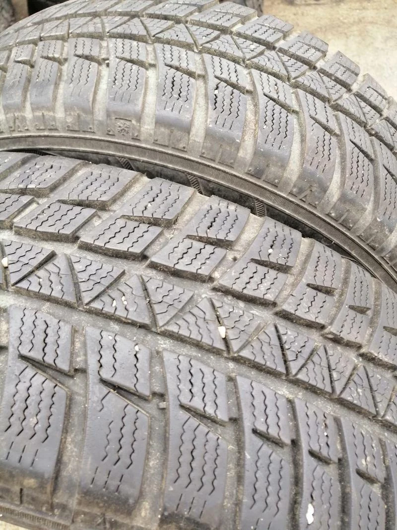 Гуми Зимни 185/65R15, снимка 2 - Гуми и джанти - 23798638