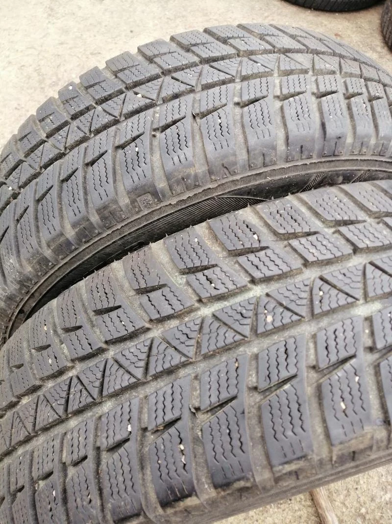 Гуми Зимни 185/65R15, снимка 3 - Гуми и джанти - 23798638