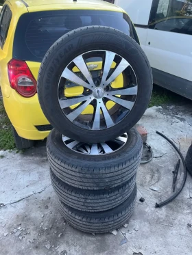       225/60R17  Renault Koleos