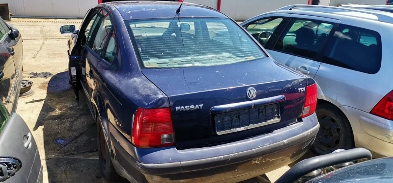 VW Passat 1.9, снимка 2 - Автомобили и джипове - 41800363