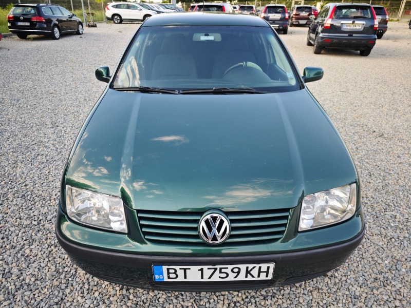 VW Bora ПРОДАДЕНА 17.ЮНИ.2024г, снимка 3 - Автомобили и джипове - 46197525