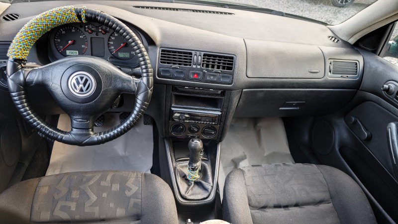 VW Bora ПРОДАДЕНА 17.ЮНИ.2024г, снимка 12 - Автомобили и джипове - 46197525