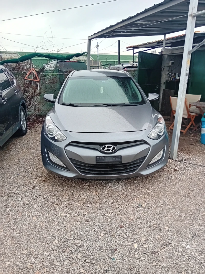 Hyundai I30 1.6 Premium ! SWISS !, снимка 3 - Автомобили и джипове - 49032461