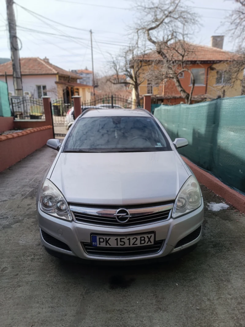 Opel Astra 1.9CDTI, снимка 2 - Автомобили и джипове - 49291254