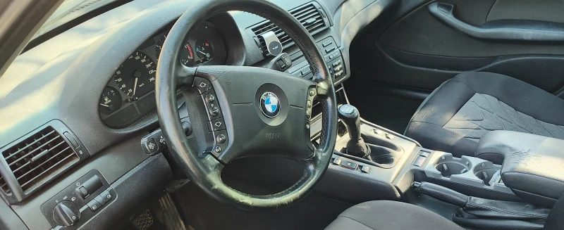 BMW 320, снимка 5 - Автомобили и джипове - 49442110