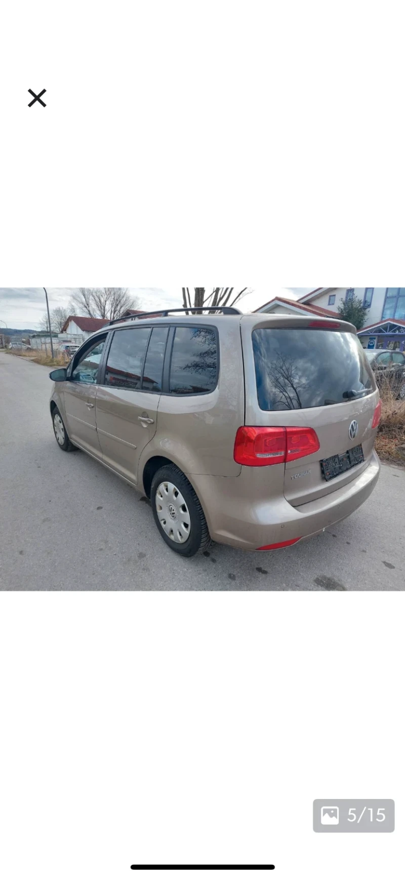 VW Touran 1.2 TSI 7местна перфектно състояние серв книжка, снимка 5 - Автомобили и джипове - 52394020