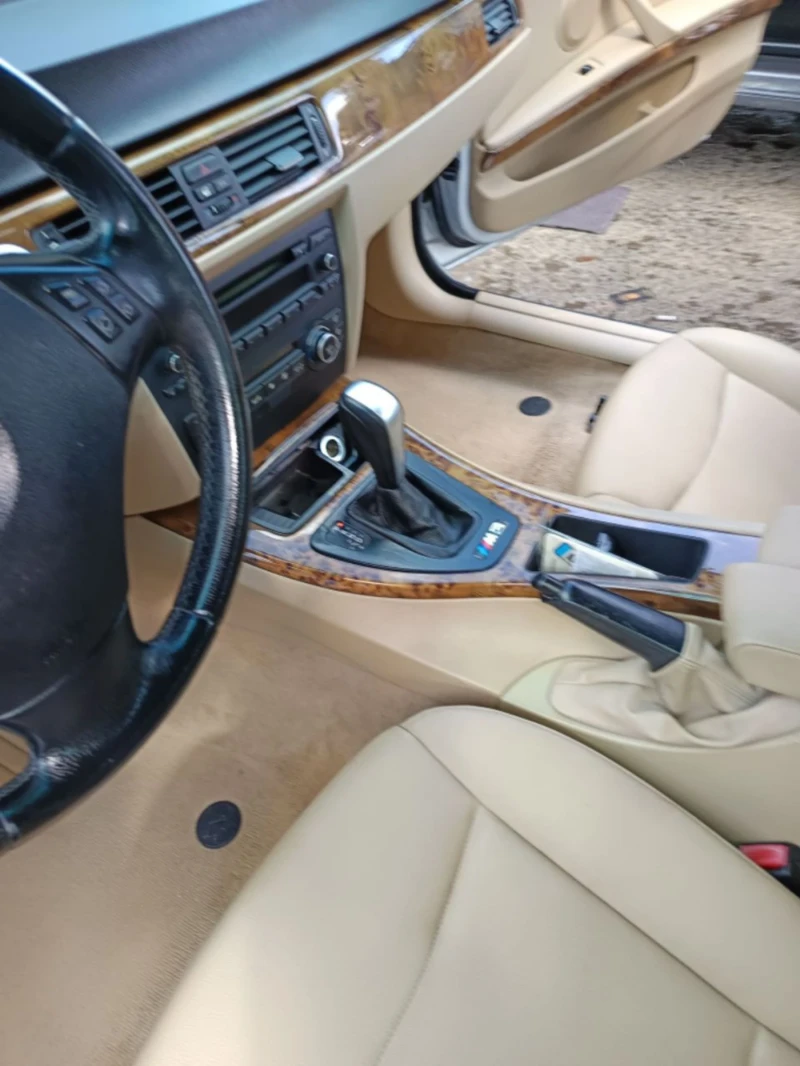 BMW 320 2.0 I ТОП СЪСТОЯНИЕ 136 000 КМ ! Angel eyes BI XEN, снимка 5 - Автомобили и джипове - 52483387