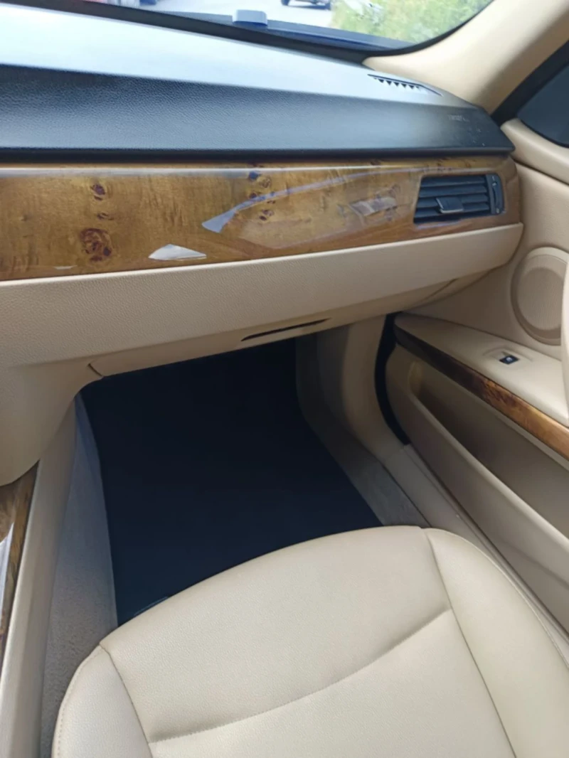 BMW 320 2.0 I ТОП СЪСТОЯНИЕ 136 000 КМ ! Angel eyes BI XEN, снимка 8 - Автомобили и джипове - 52483387