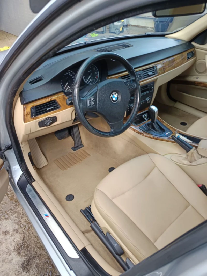 BMW 320 2.0 I ТОП СЪСТОЯНИЕ 136 000 КМ ! Angel eyes BI XEN, снимка 6 - Автомобили и джипове - 52483387