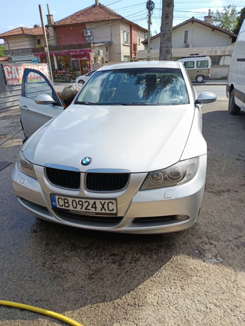 BMW 320 2.0 I ТОП СЪСТОЯНИЕ 136 000 КМ ! Angel eyes BI XEN, снимка 3 - Автомобили и джипове - 52483387