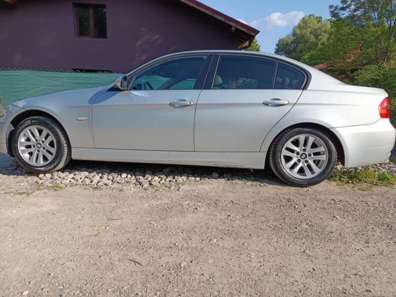 BMW 320 2.0 I ТОП СЪСТОЯНИЕ 136 000 КМ ! Angel eyes BI XEN, снимка 13 - Автомобили и джипове - 52483387