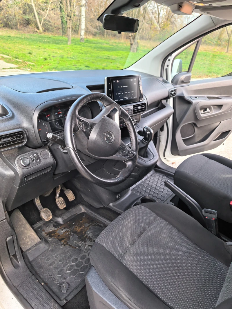 Opel Combo 1.5hdi, снимка 9 - Автомобили и джипове - 52648686
