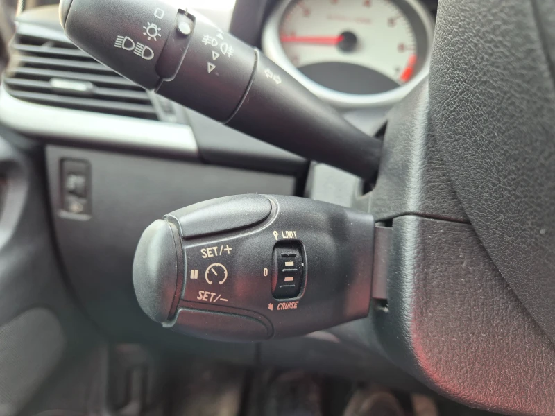 Peugeot 207, снимка 11 - Автомобили и джипове - 53220086