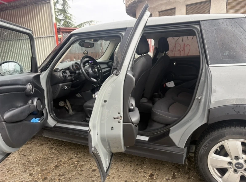 Mini D one, снимка 6 - Автомобили и джипове - 53487180