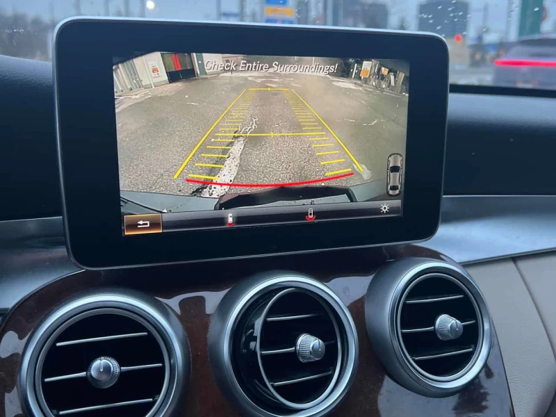 Mercedes-Benz C 300 4 MATIC * CARFAX * ПАНОРАМА * KEYLESS * , снимка 12 - Автомобили и джипове - 53587202