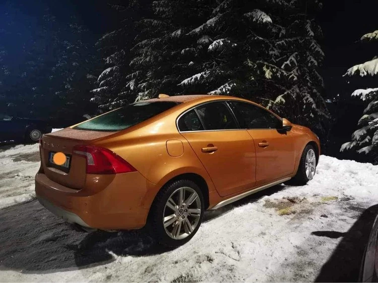 Volvo S60  T6 awd Husky Edition , снимка 2 - Автомобили и джипове - 48647495